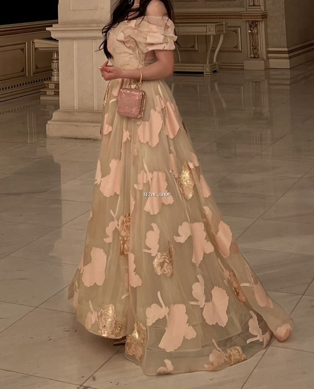 Ziyafət donu, Maksi - şəkil 4