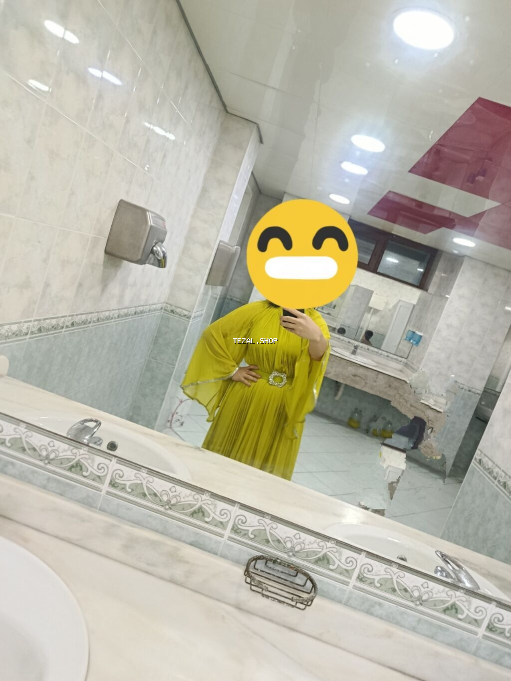 Məhsul: Qadın ziyafət/gecə geyimi - Rəng: limon-sarı - Model - şəkil 2