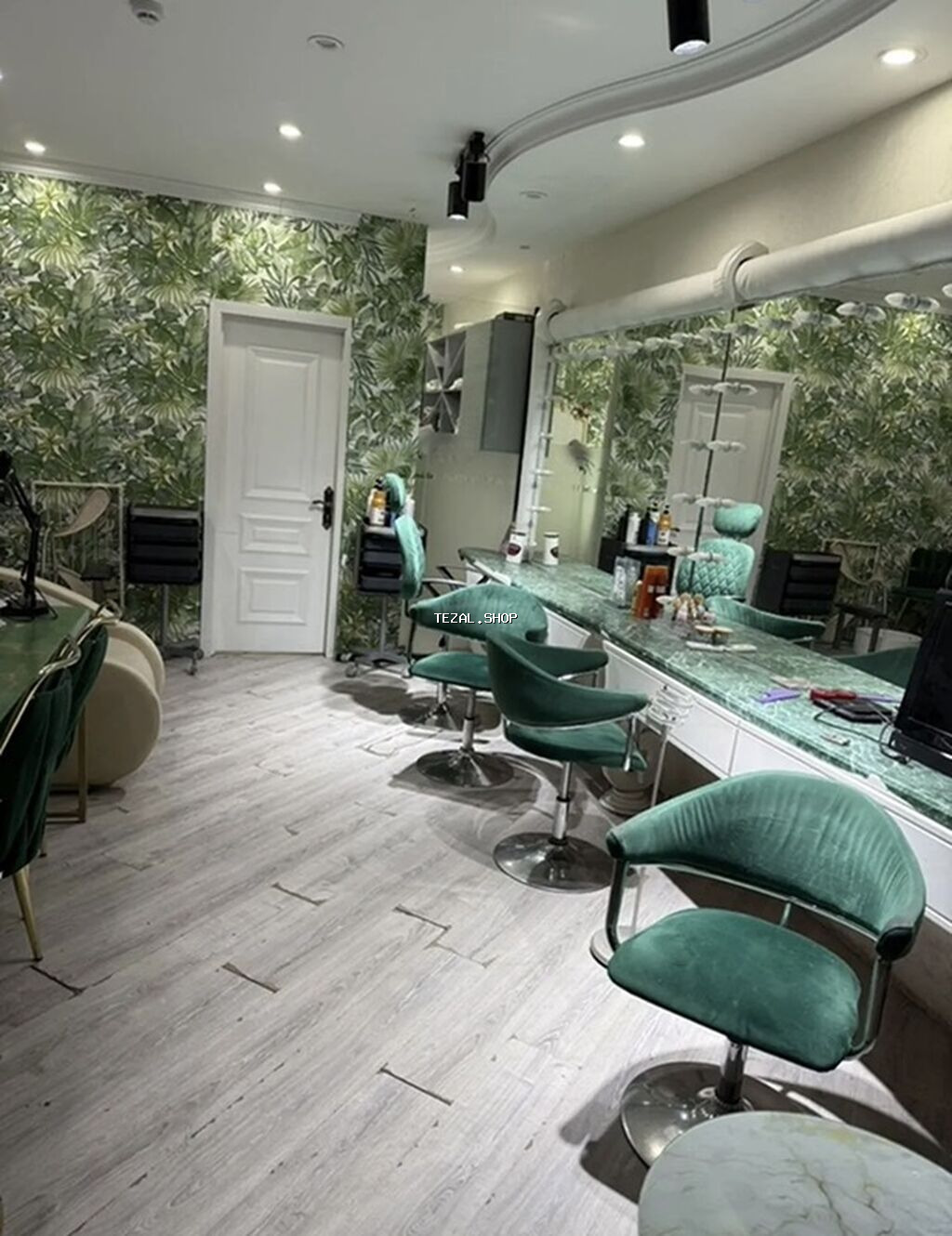 Bayilda 163 sayli mektebin yaninda butun avadanliqlari olan gozellik - şəkil 5