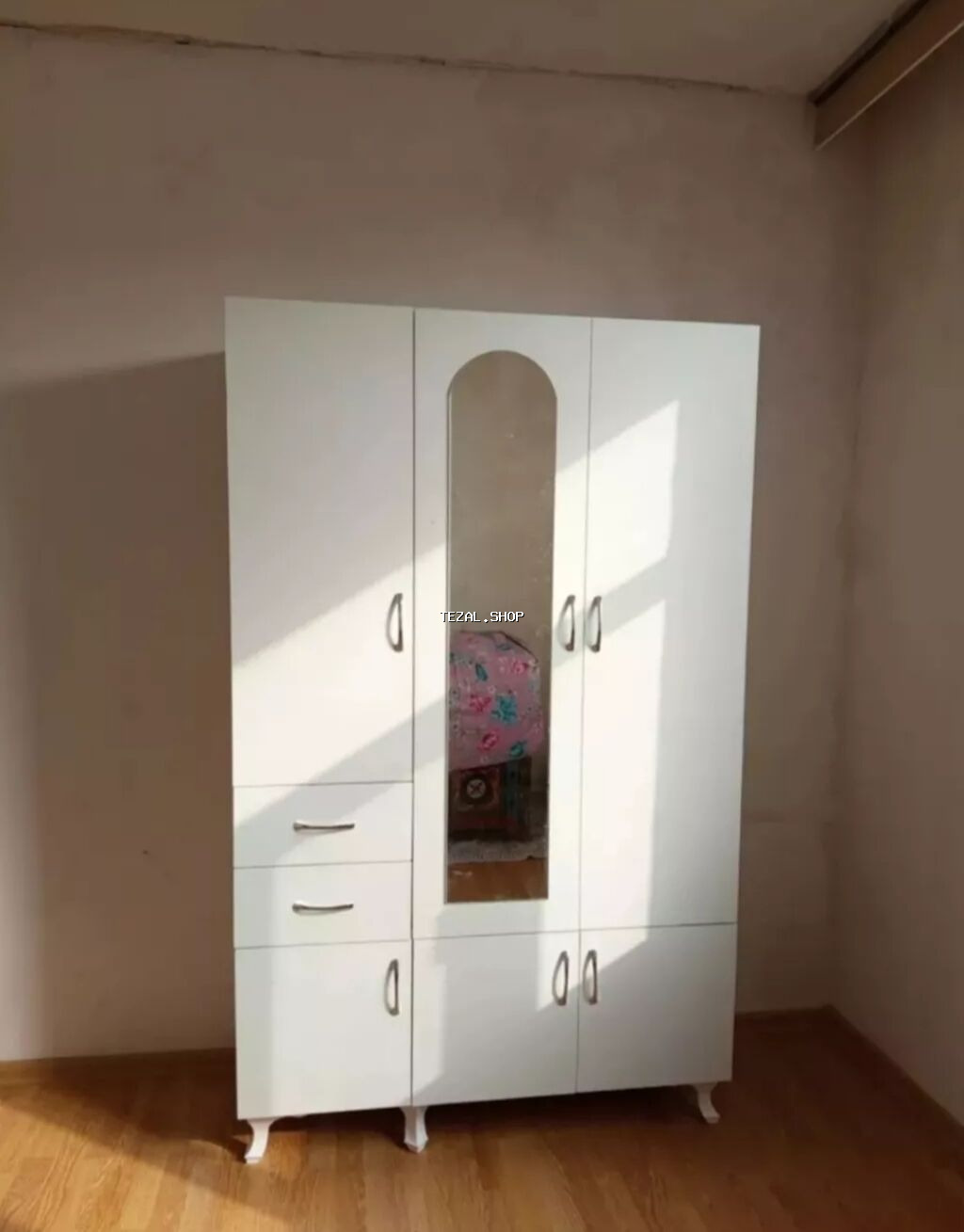 Düz dolab, Dəhliz üçün, Qarderob, Açılan, Quraşdırıla bilən, 3 qapılı