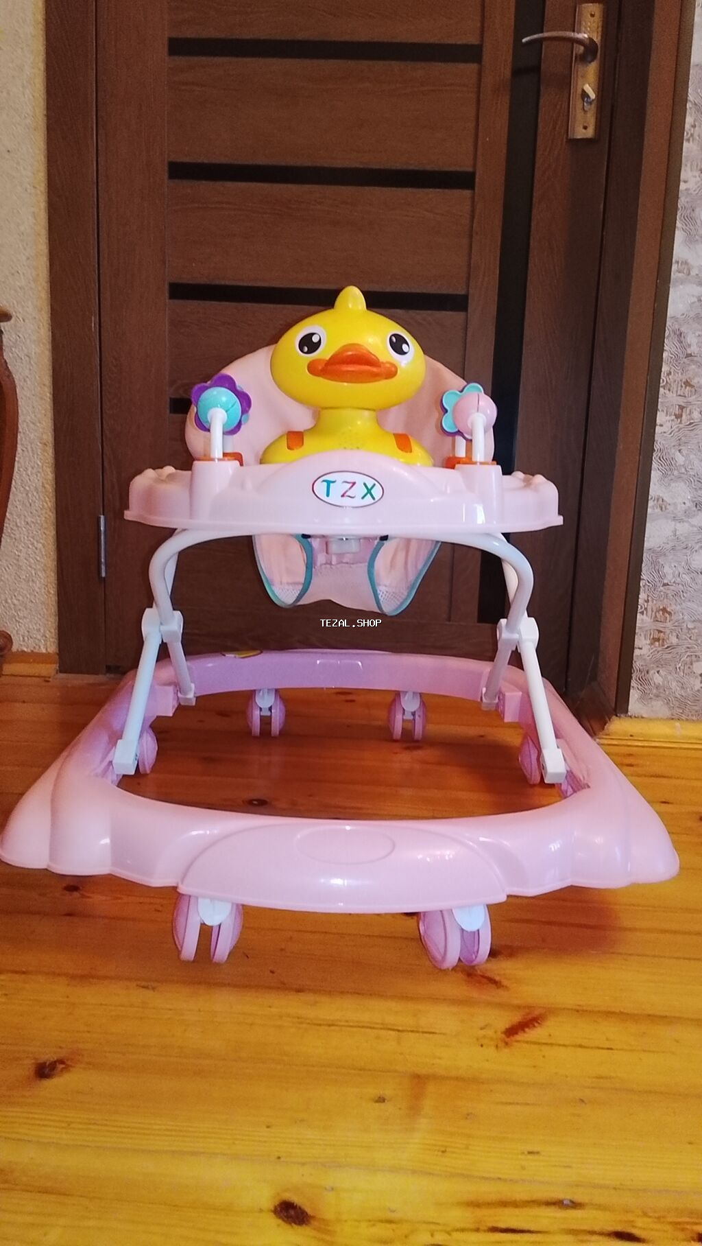 Xadulka yaxşı vəziyyətdədir musiqilidir 60 manata alınıb bir uşağa