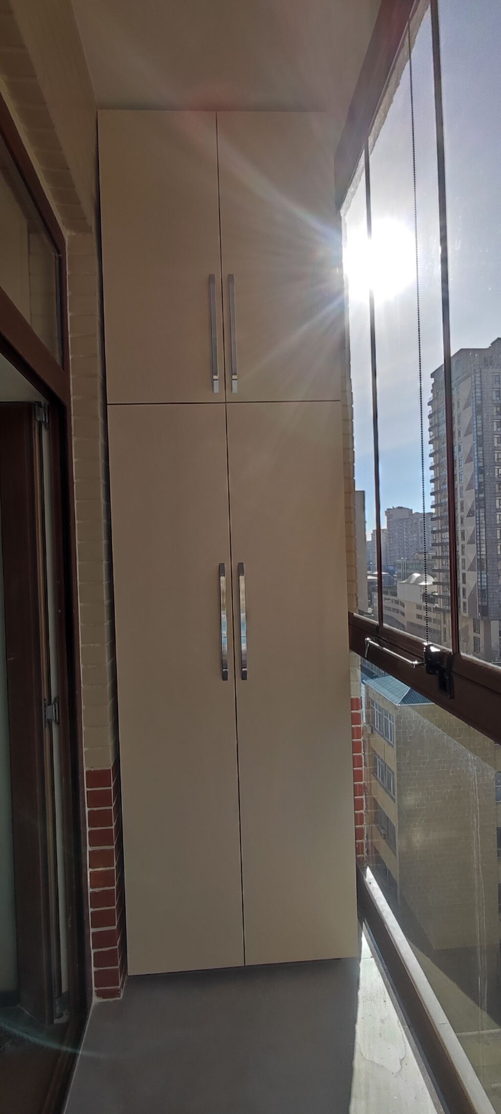 Düz dolab, Mətbəx üçün, Qab-qacaq üçün, Açılan, Korpuslu, 4 qapılı