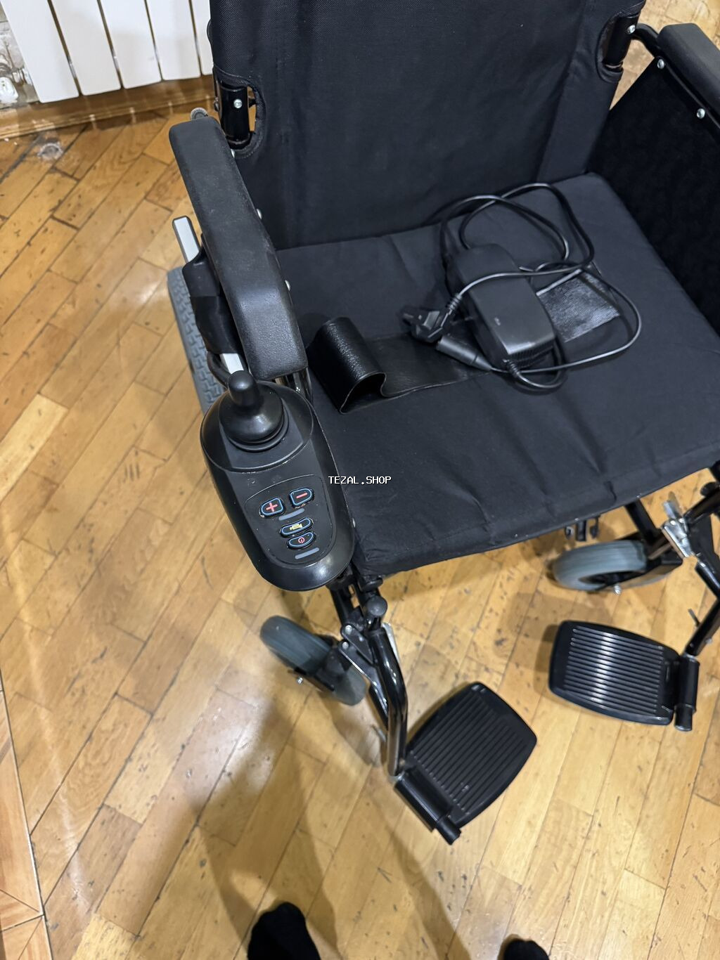 Elektrik təkərli əlil arabası Sürət: 6 km/saat Hərəkət məsafəsi: 25 - şəkil 3