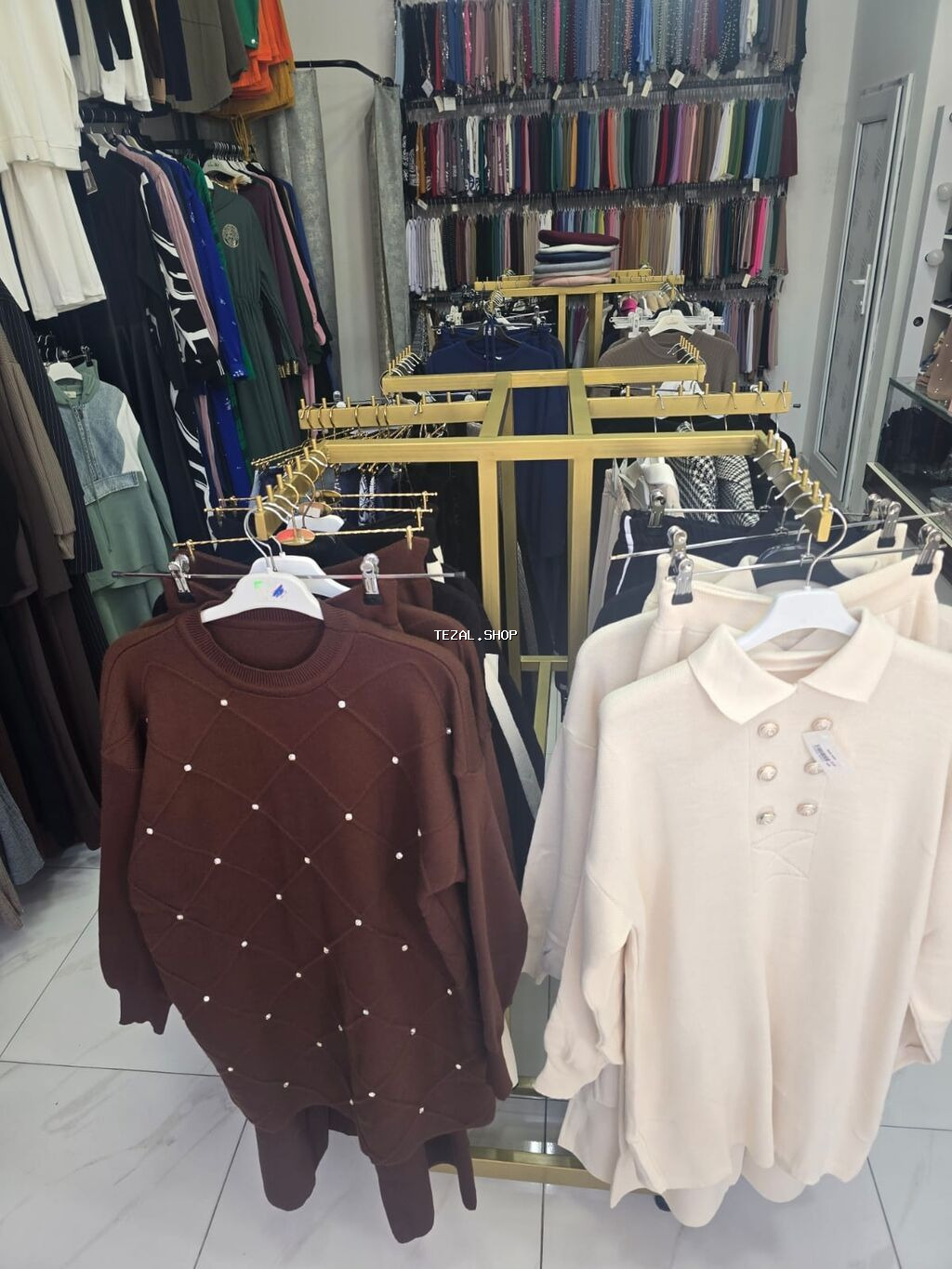 İki ədəd mağaza stendi, qiymət üçün narahat etməyin. Son qiyməti 1 - şəkil 2