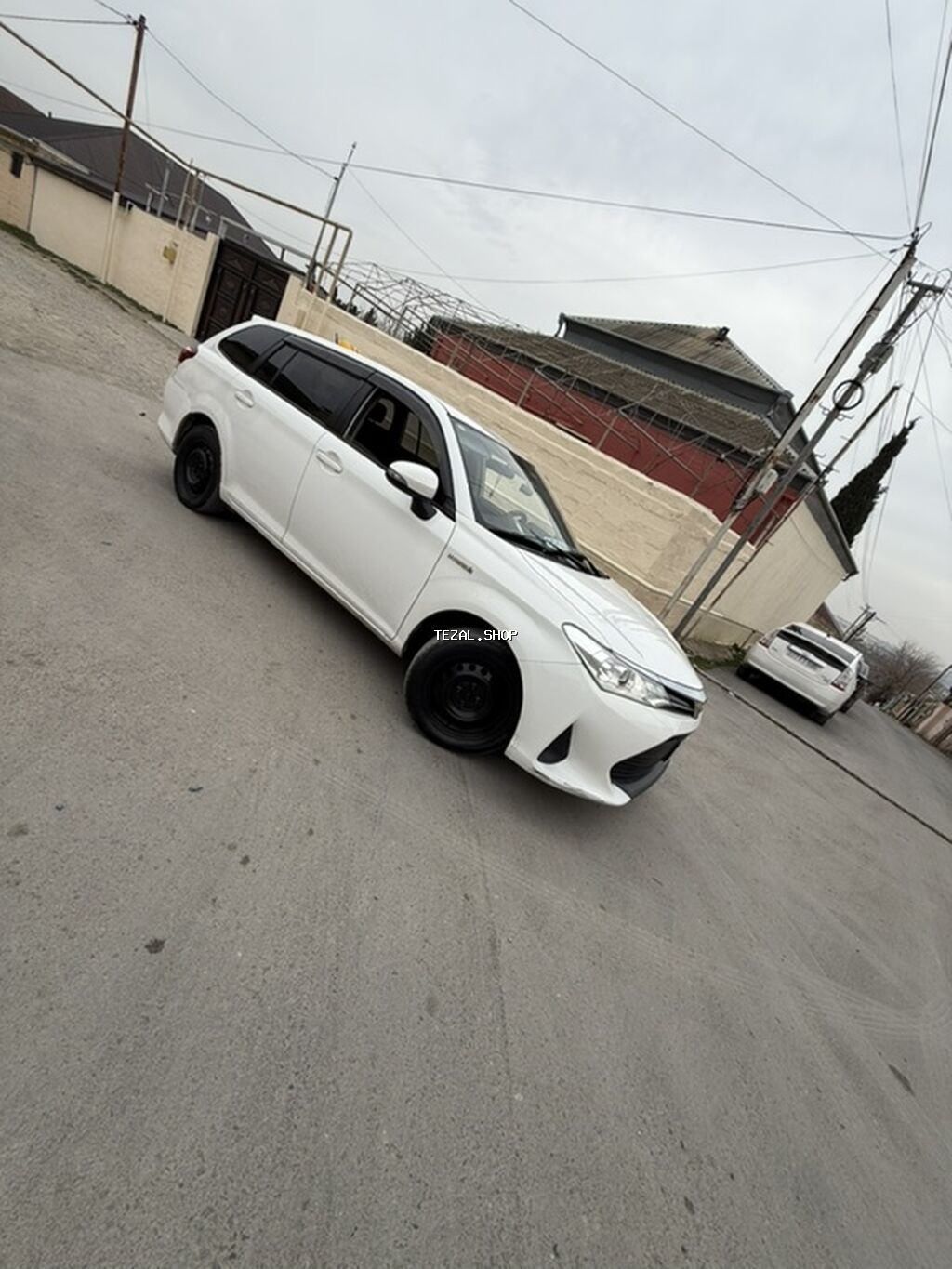 Toyota Corolla: 2.5 l | 2015 il Universal - şəkil 2