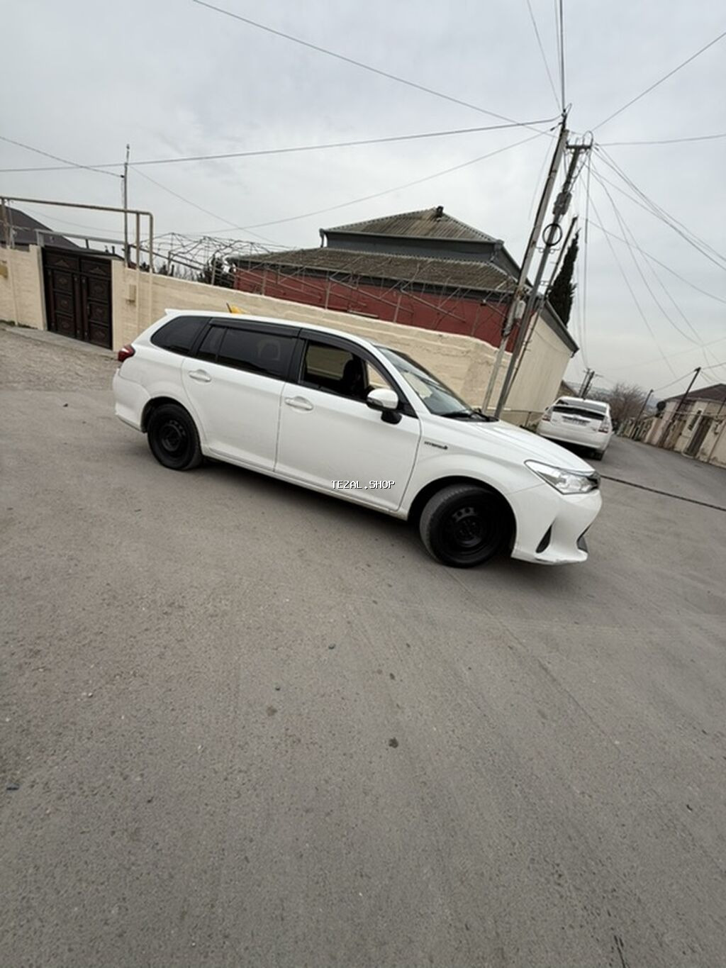 Toyota Corolla: 2.5 l | 2015 il Universal - şəkil 4