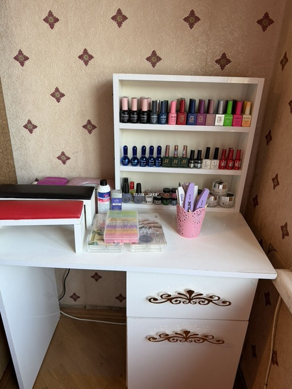 Manikür üçün tam avadanlıq dəsti - Kompakt ağ iş masası: 2 çekmecəli