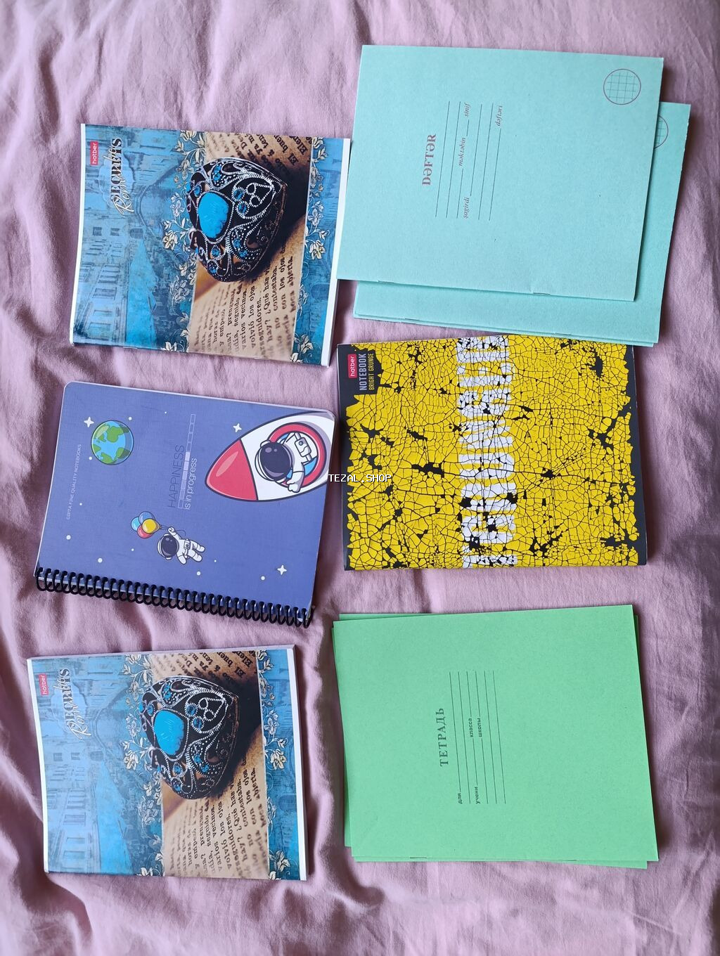 Dəftər və qeyd dəftərləri seti Məzmun: - 2 ədəd A5 ölçülü, rəngli