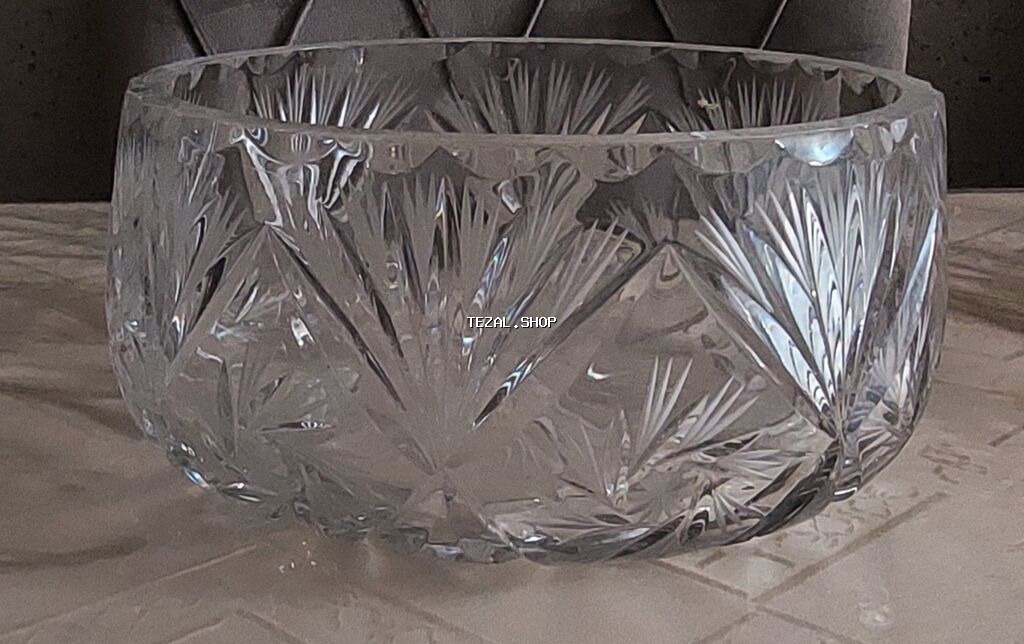 Kənaqlı şüşə/kristal qab - Material: qalın kənaqlı şüşə (kristal