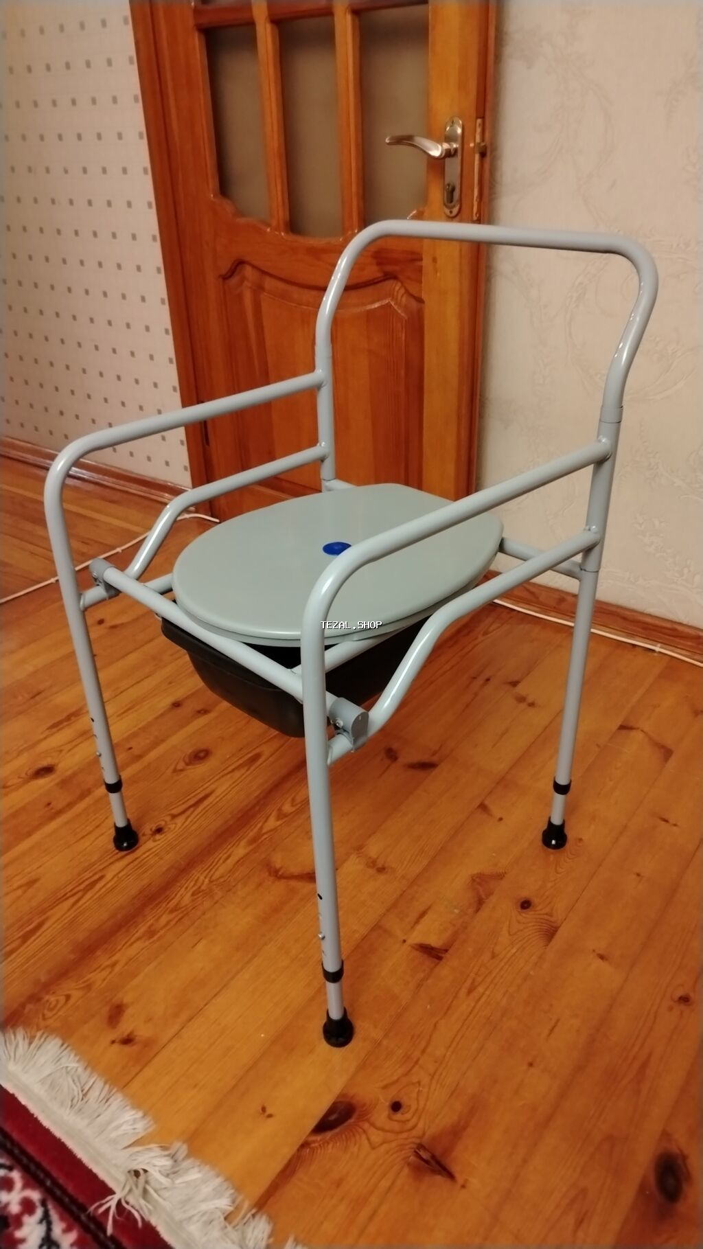 Tualet kreslosu (kommod stul) - Aliminium karkaslı, sabit və stabil