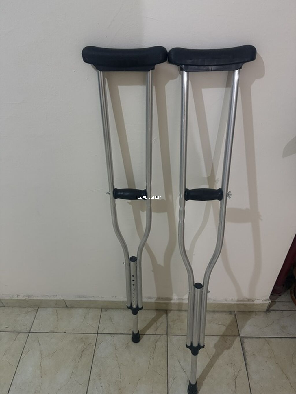 Alüminium qoltuqağacı (1 cüt) 10gün işlenib evde ancaq,tezedir . - - şəkil 3