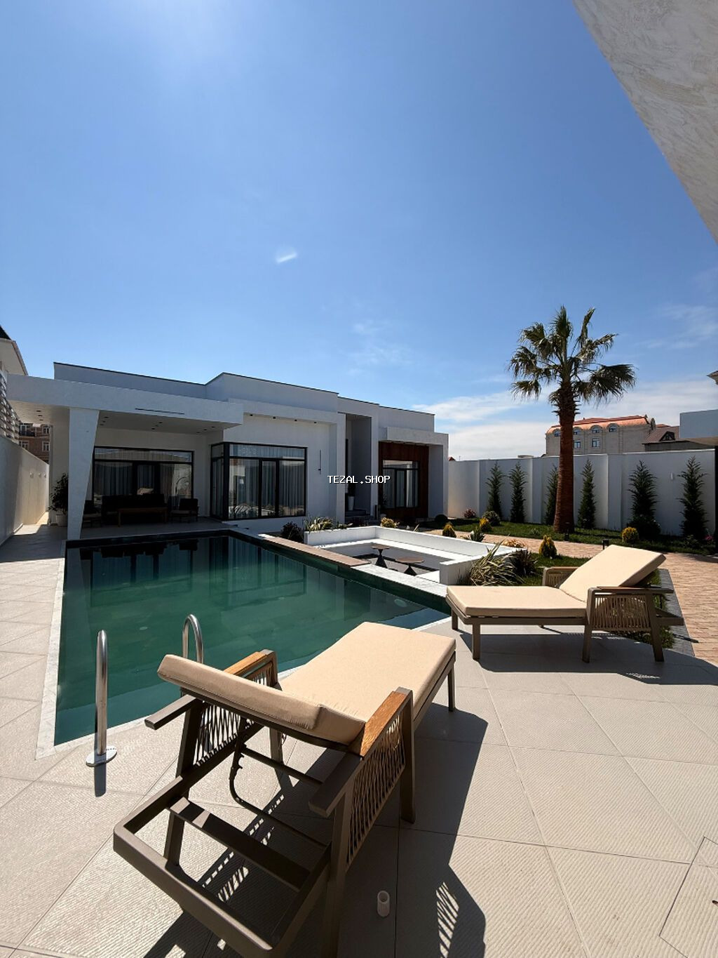 Bakı, 250 kv. m, 5 otaqlı, Hovuzlu, Kombi, Qaz, İşıq