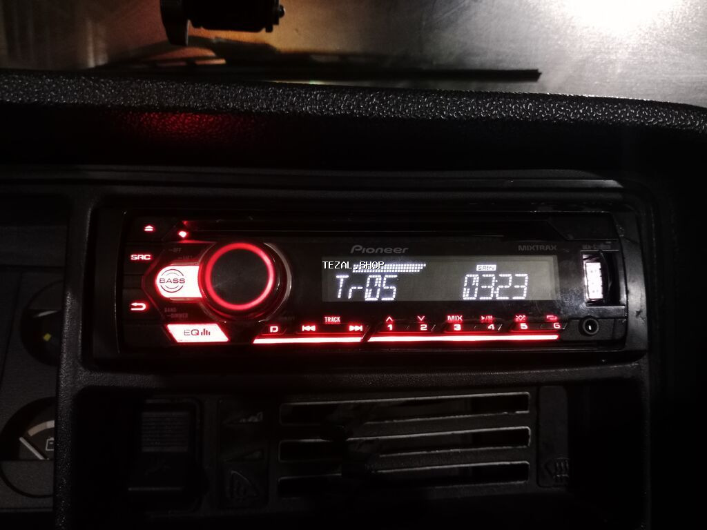 Maqnitol, Pioneer, AUX