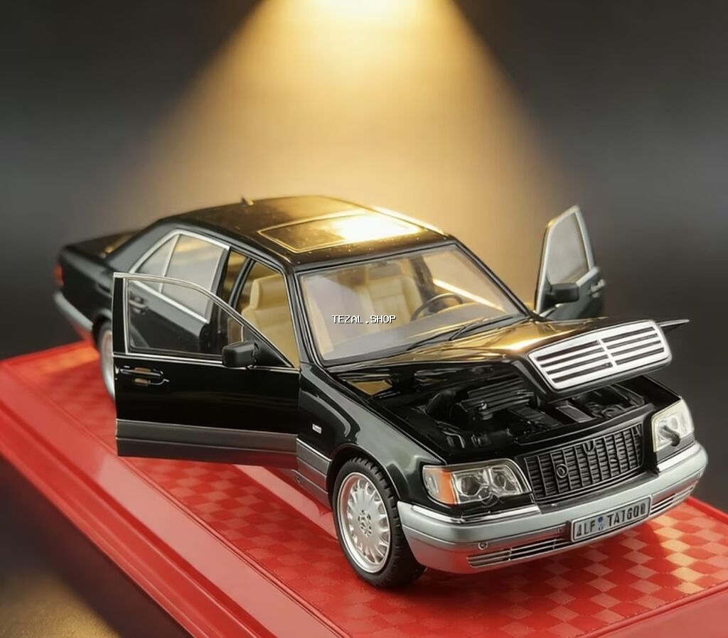 Miqyaslı kolleksiya avtomobili – klassik sedan modelinin metal