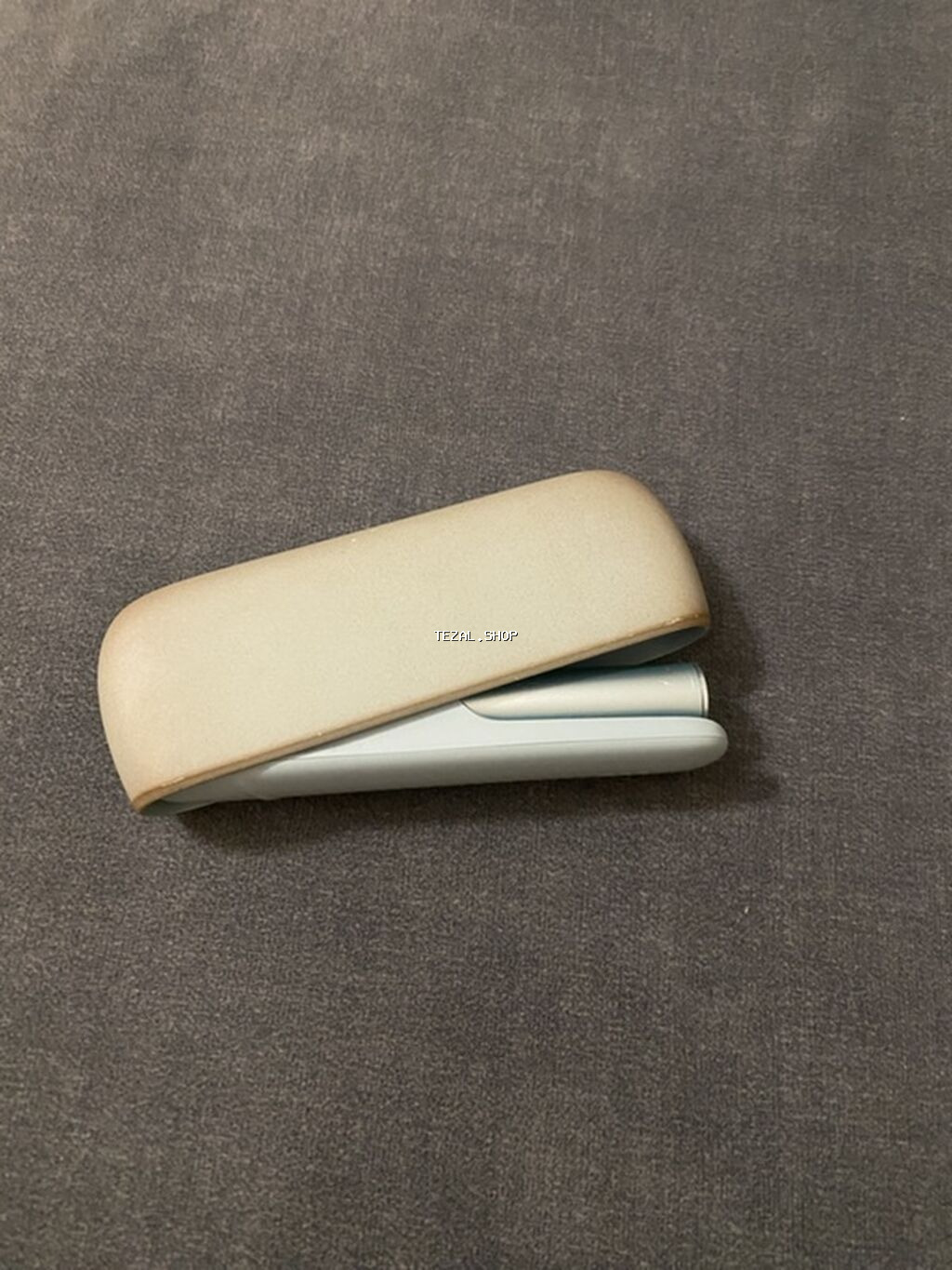 Məhsul: IQOS elektron tütün qızdırma cihazı (qolbaq formalı futlyarlı