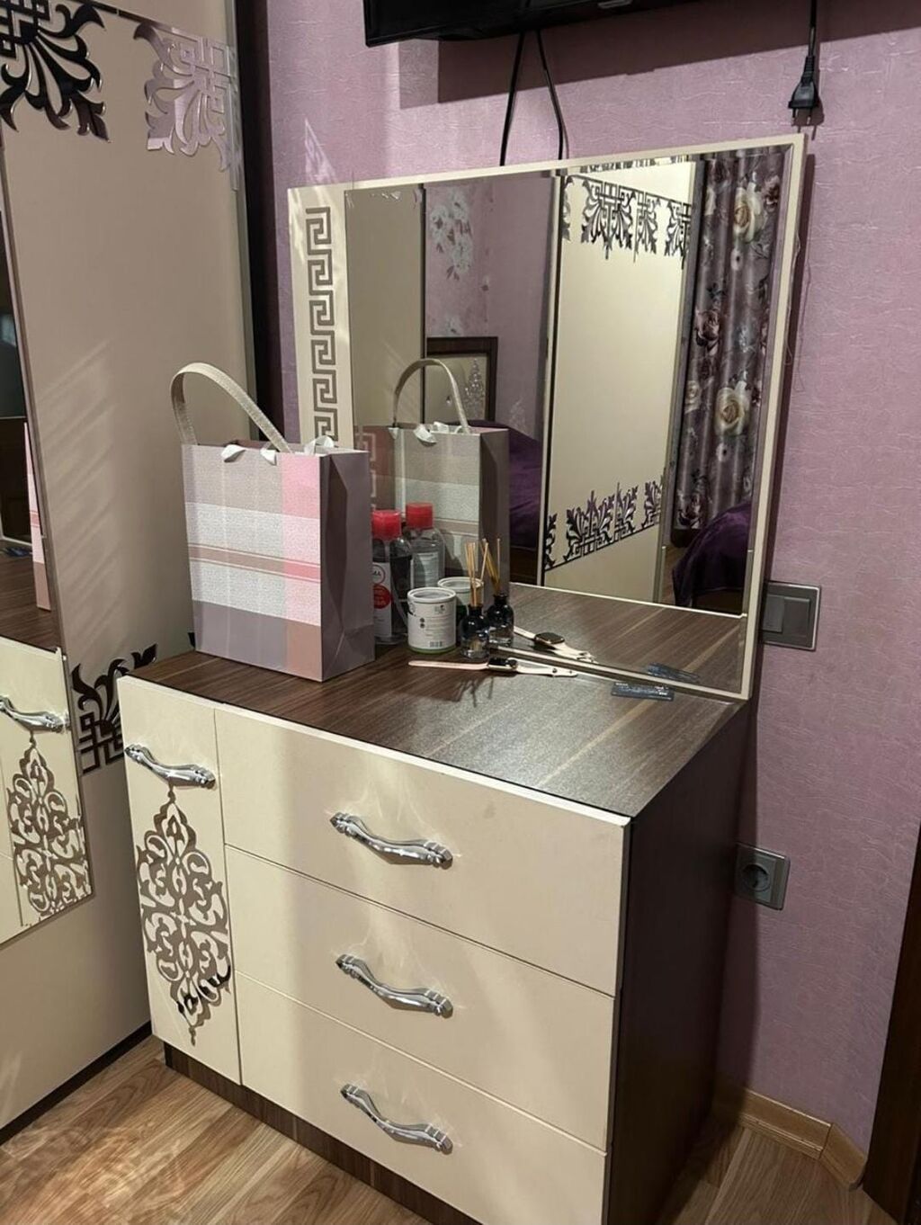 Sevanegul8160 Təcili satılır yeni kimi yaxsi vəziyyətdədir heç bir