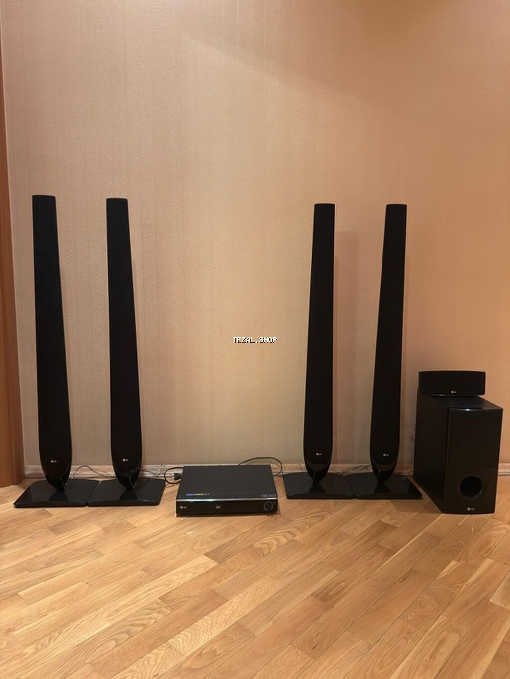 LG ev kinoteatrı – 5.1 kanal komplekt Komplekt: - 4 ədəd hündür