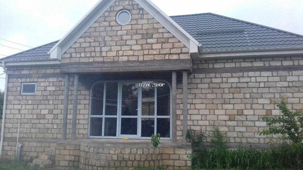 100 kv. m, 3 otaqlı, Qaz, İşıq, Su