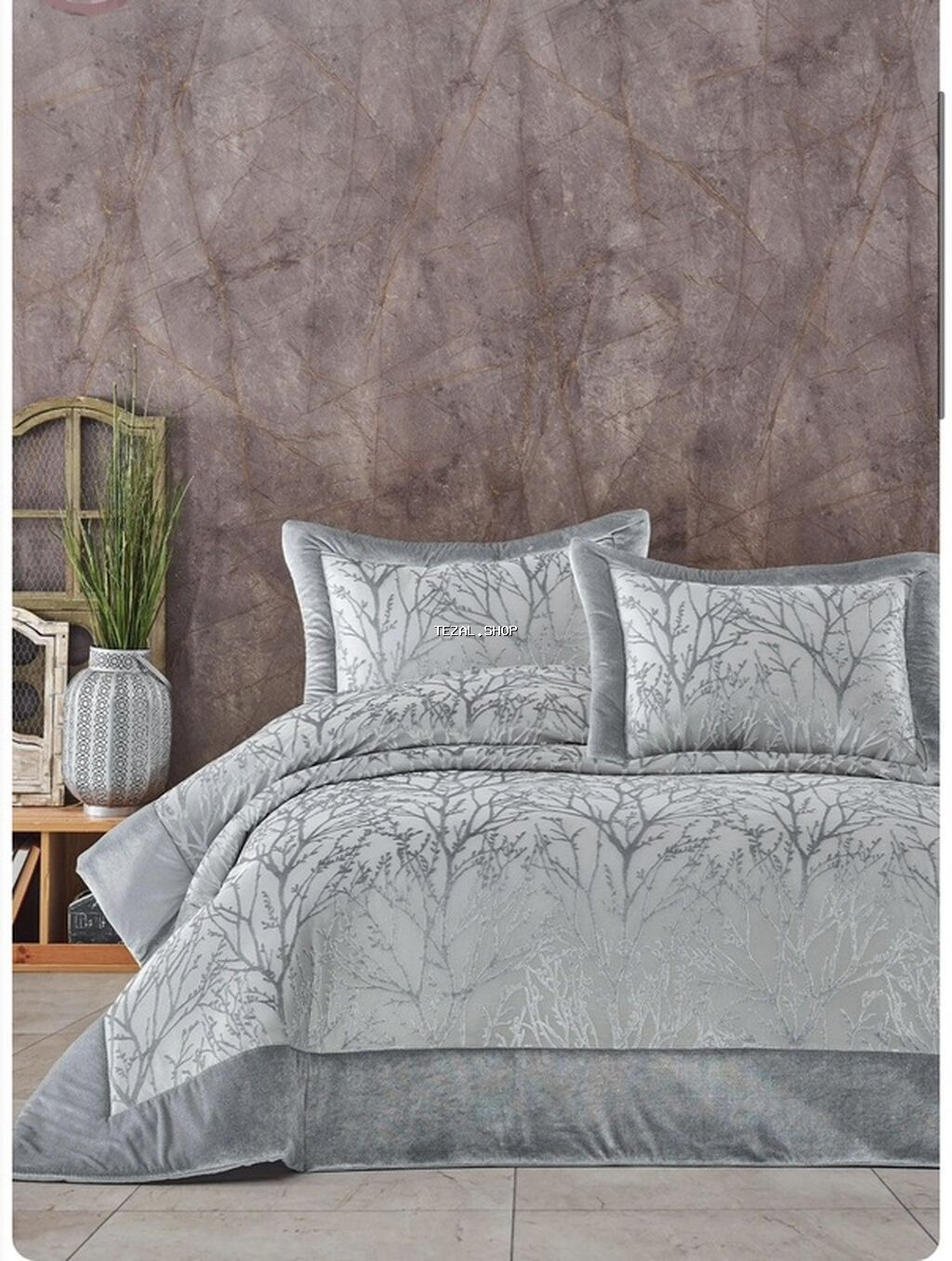 Yataq üçün rəng - Gümüşü Yataq örtüyü