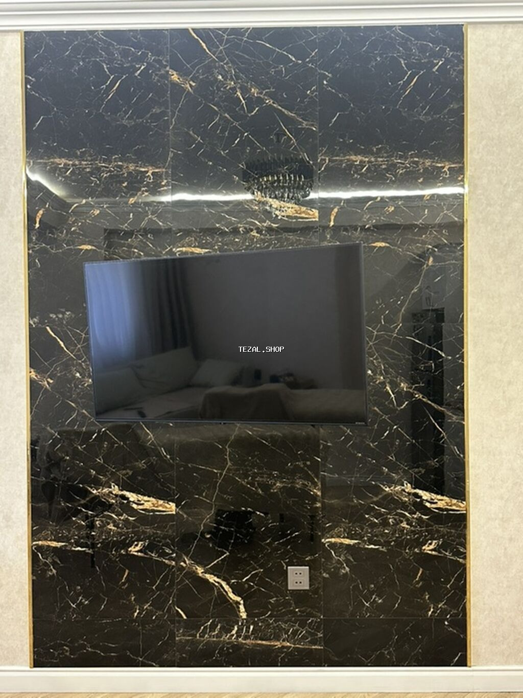 TV arxası mərmər panel (270x180) – premium görünüş TV stend arxası