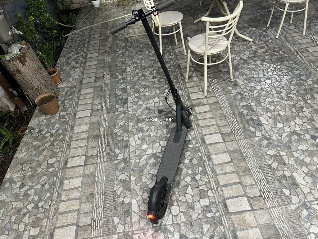 İşlənmiş Elektrik samokat 8", 351 - 500 Vt, 16 - 25 km/s, Ünvandan götürmə - şəkil 3