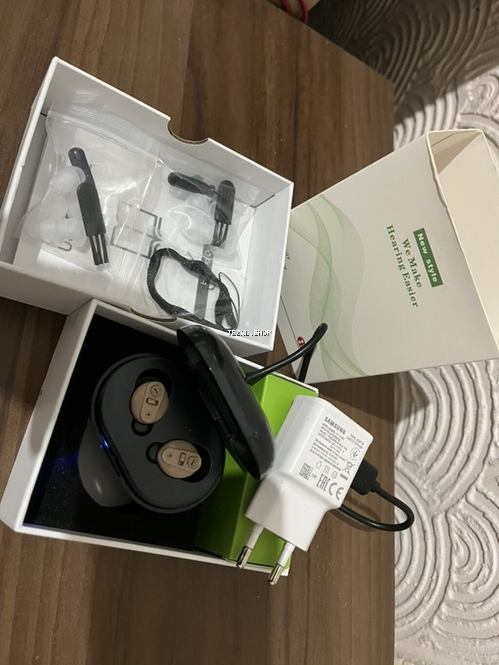 Məhsul: Simsiz qulaq içi eşitmə cihazı dəsti Xüsusiyyətlər: -