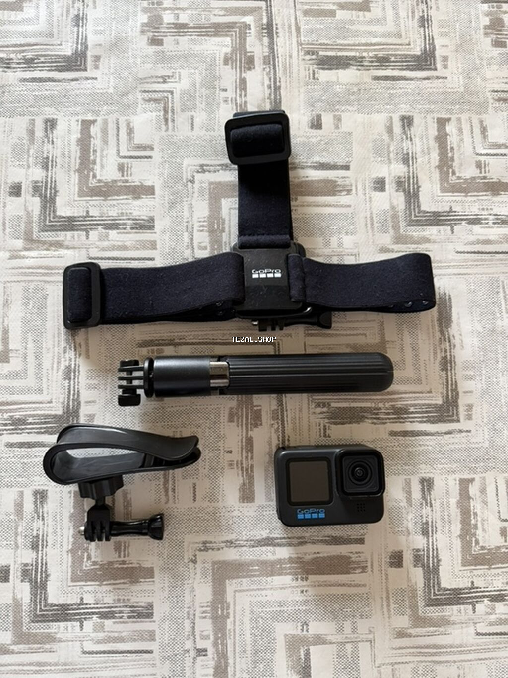 GoPro HERO aksiyon kamerası və aksesuar dəsti Məhsulun tərkibi: -