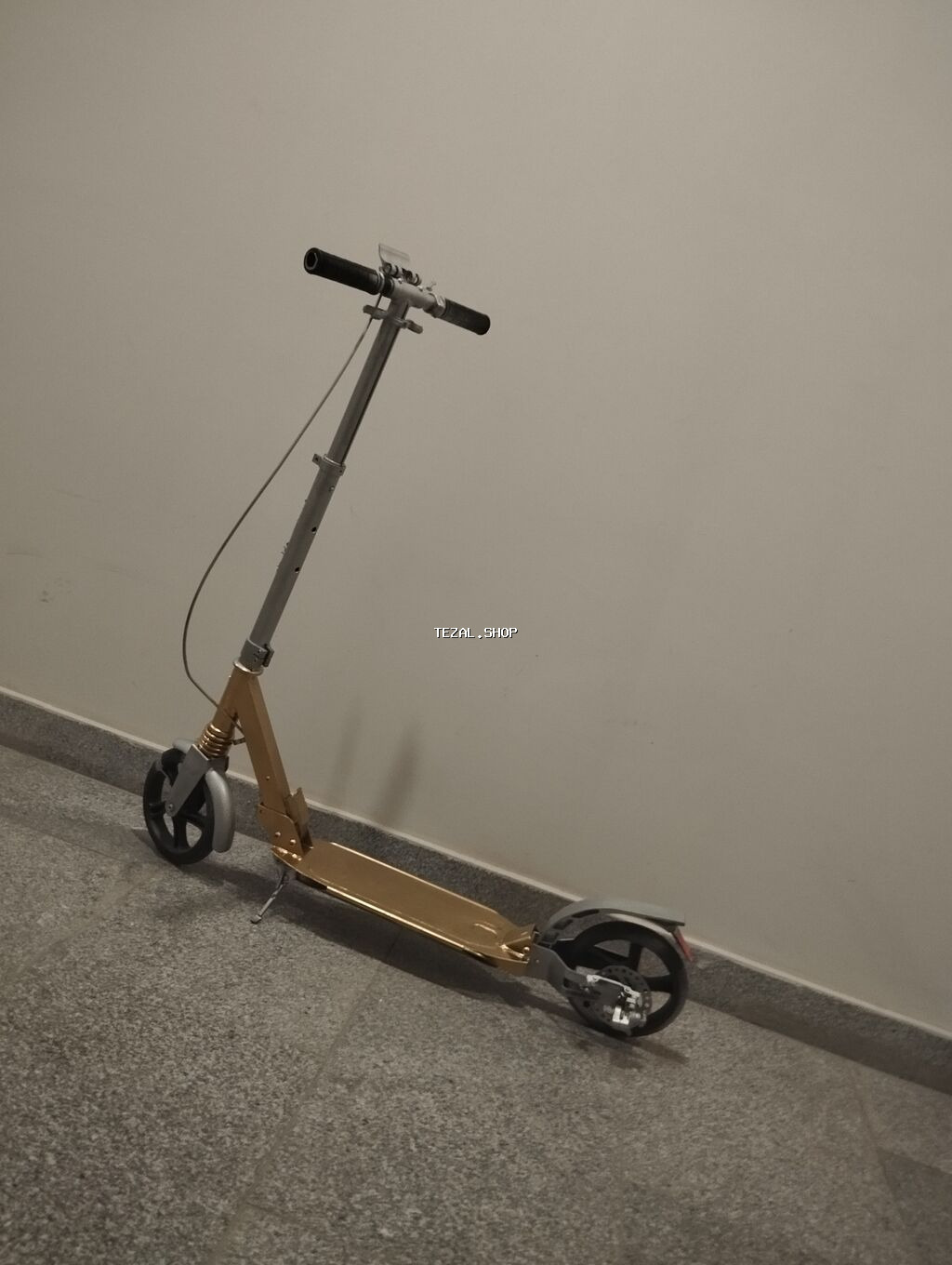 Sağlam vəzyətdədir 
real alıcı narahat etsin