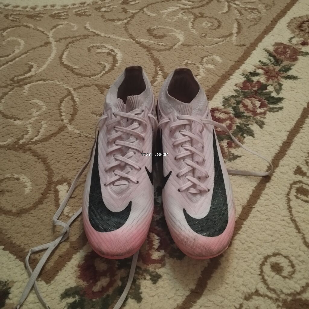 Nike mercurial vapor 15 mad brilliance işlənmişdir lakin super