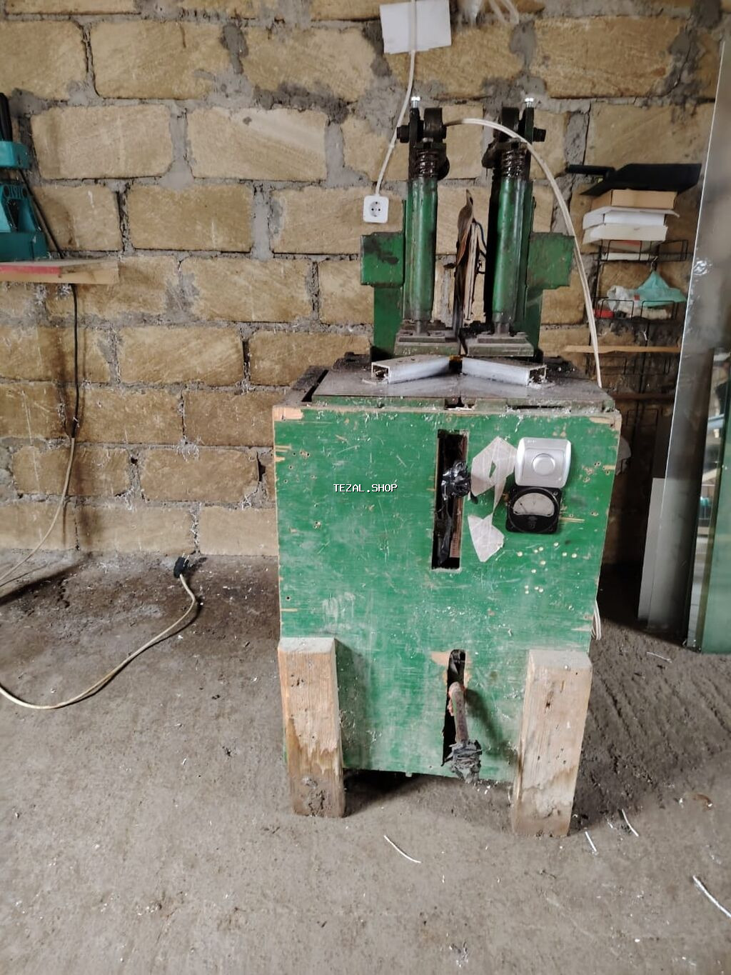 PVC/Alüminium qapı-pəncə­rə istehsalı üçün avadanlıqlar dəsti - - şəkil 2