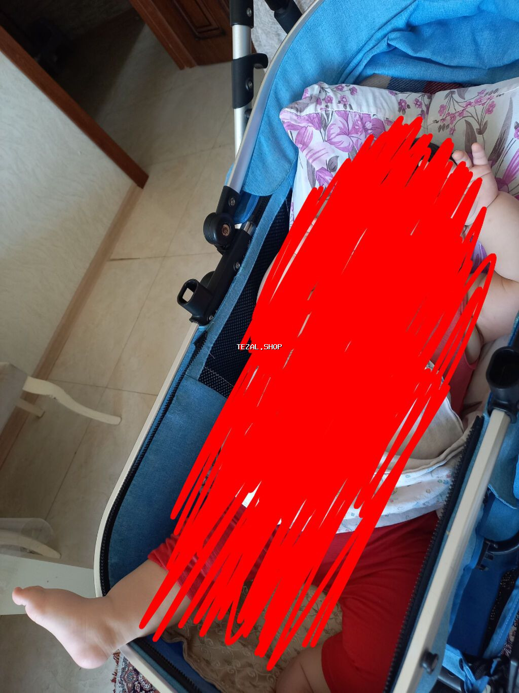 Kolyaska 2 hissədən ibarətdir ancaq yatmaq üçün olan hissə evdə - şəkil 4