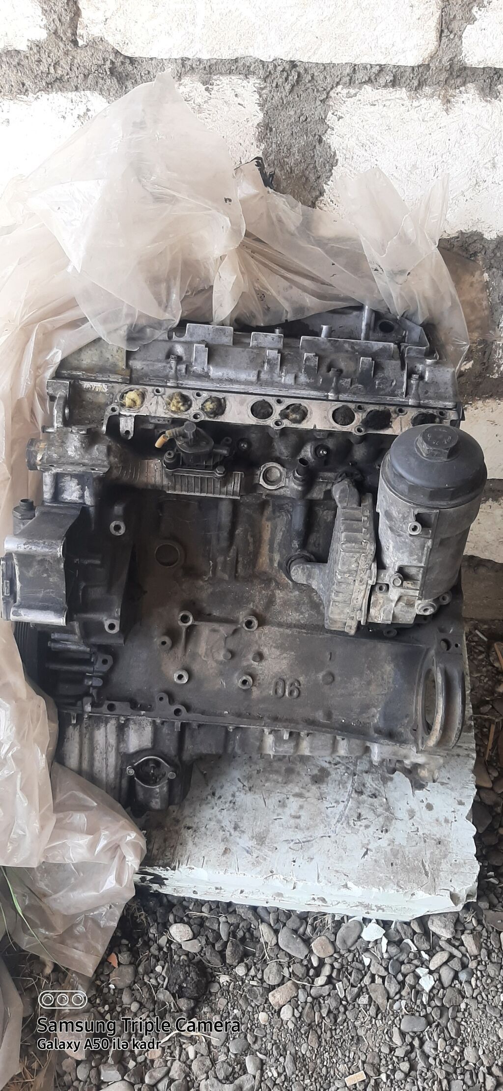 Məhsul: Avtomobil mühərriki (tam komplekt deyil) Mersedes benz 2.2 cdi