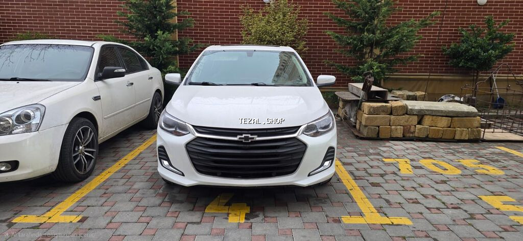 Chevrolet Cruze: 1.2 l | 2025 il 17998 km Sedan