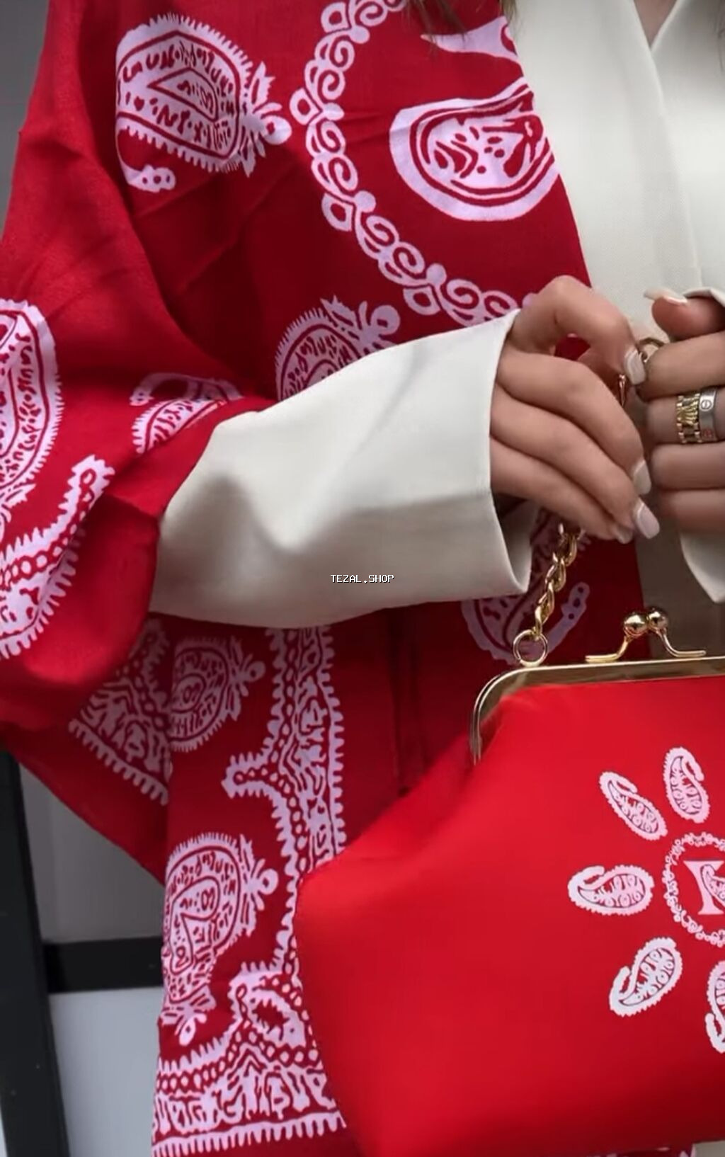 Bir-birindən gözəl dəstlər hər bir xanımın vazkeçilməzidir. Çanta - şəkil 2