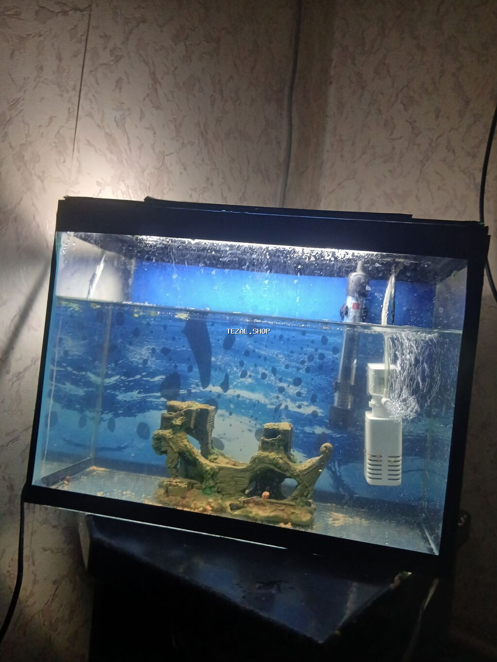 Ciziqsiz,siniqsiz akcarum uzunluqu 40 sm,hundurluk 30sm,eni 20 sm,arxa