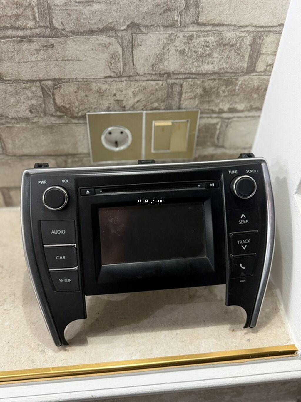 Monitor, Cihaz paneli, LCD displey