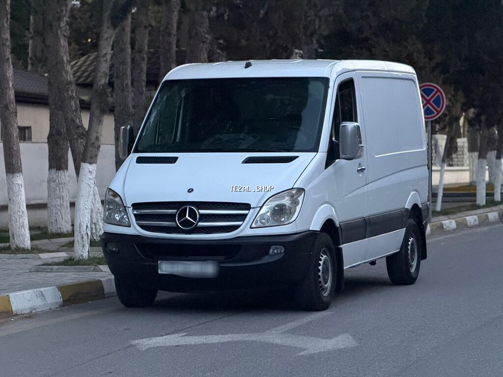 Mercedes-Benz Sprinter: 2.2 l | 2011 il Mikroavtobus