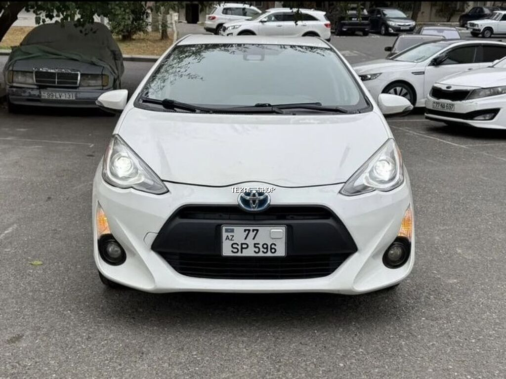 Toyota Aqua: 1.5 l | 2017 il Hetçbek