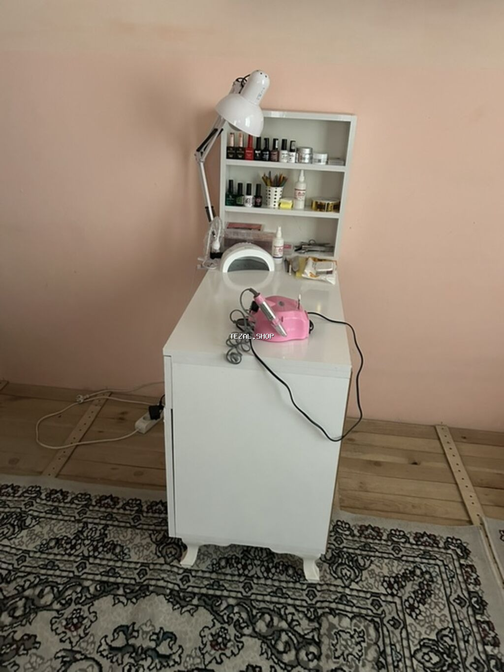 Təcili evdən çıxmalıdı real alıcıya endirim edəcəm Manikür masası və