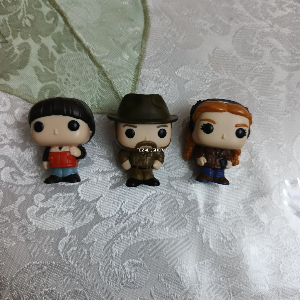 Satılır Kinder fiqurları Stranger things seriyasından. Endirimli