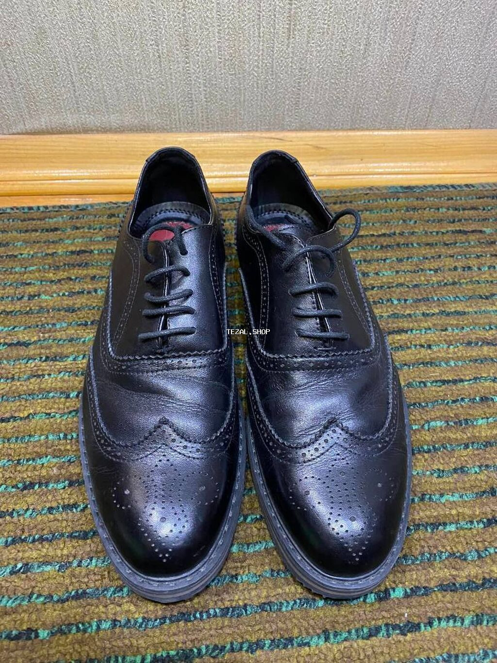 Klassik 41 olcu deri kisi ayaqqabisi. Bir defe geyinilib