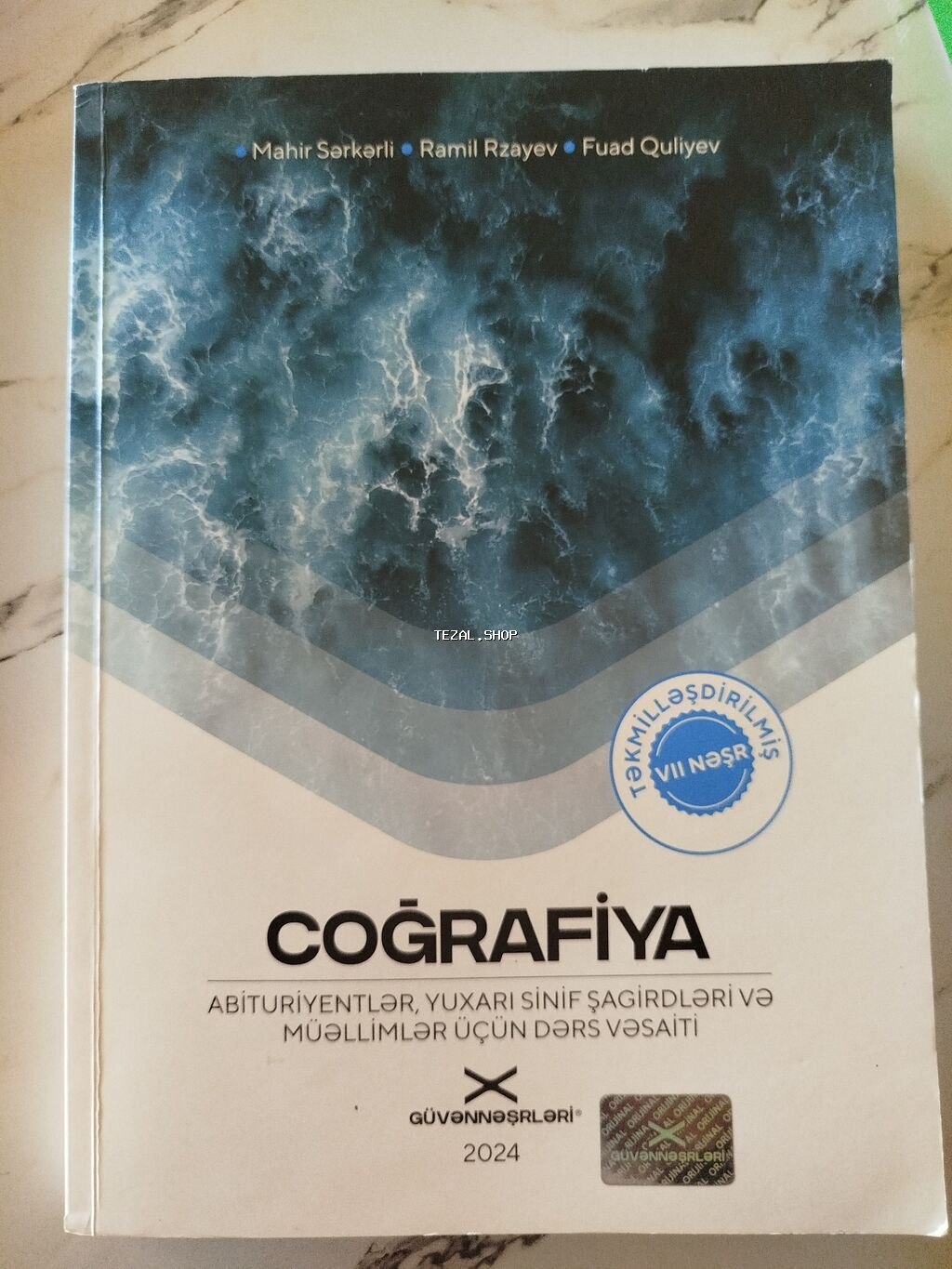 Kitab təp təzədir qrup dəyişdirdiyim üçün kitabı satıram . Məhsul