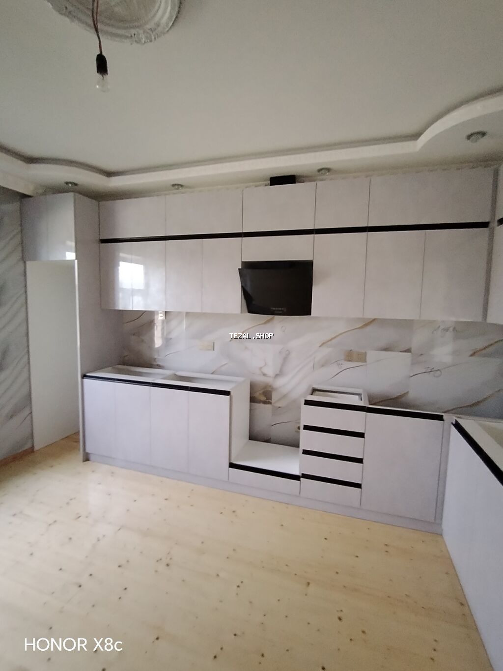 Mebel hazırlanması və quraşdırılması xidməti - Mətbəx mebeli: Üst və