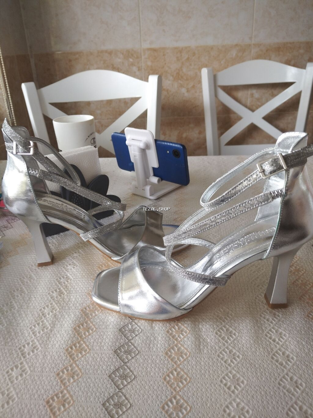 Gümüşü rəngli zərif qadın ayaqqabısı - Parlaq metalik gümüş tonunda