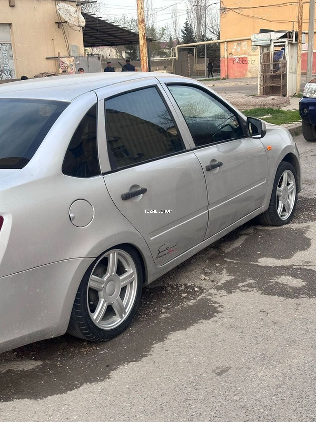 Maşın əla vəziyətdədi çox cuzi kasmetik işi var çox çox təcili satılır - şəkil 4