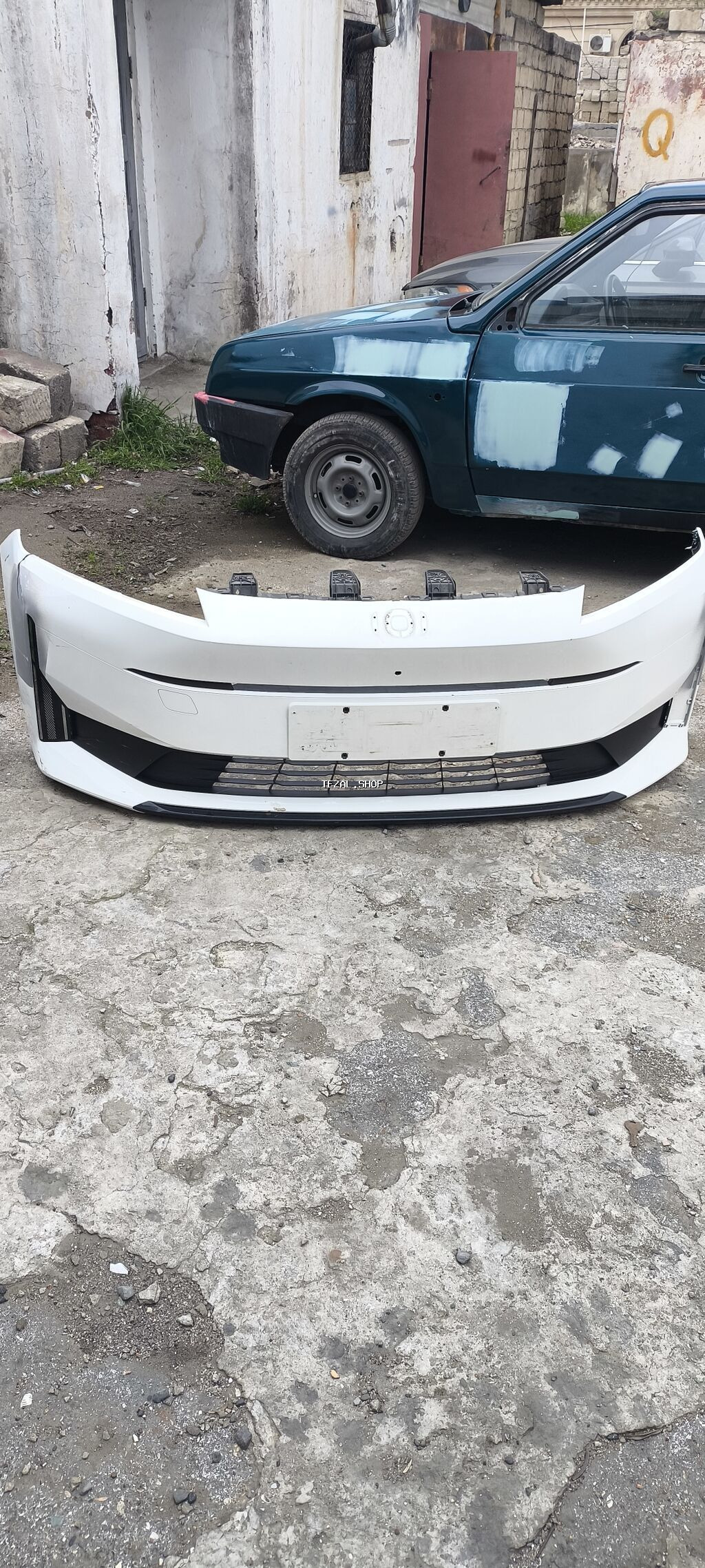 Ön, Changan 05, 2025 il, Çin, Ünvandan götürmə