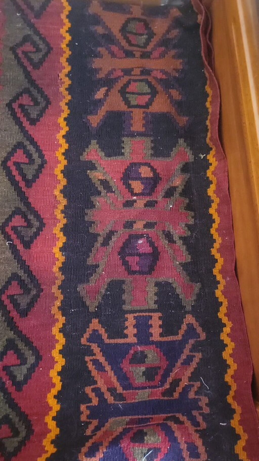 30 ci ilin xalçası ciddi adamlar yazsın 8500 azn