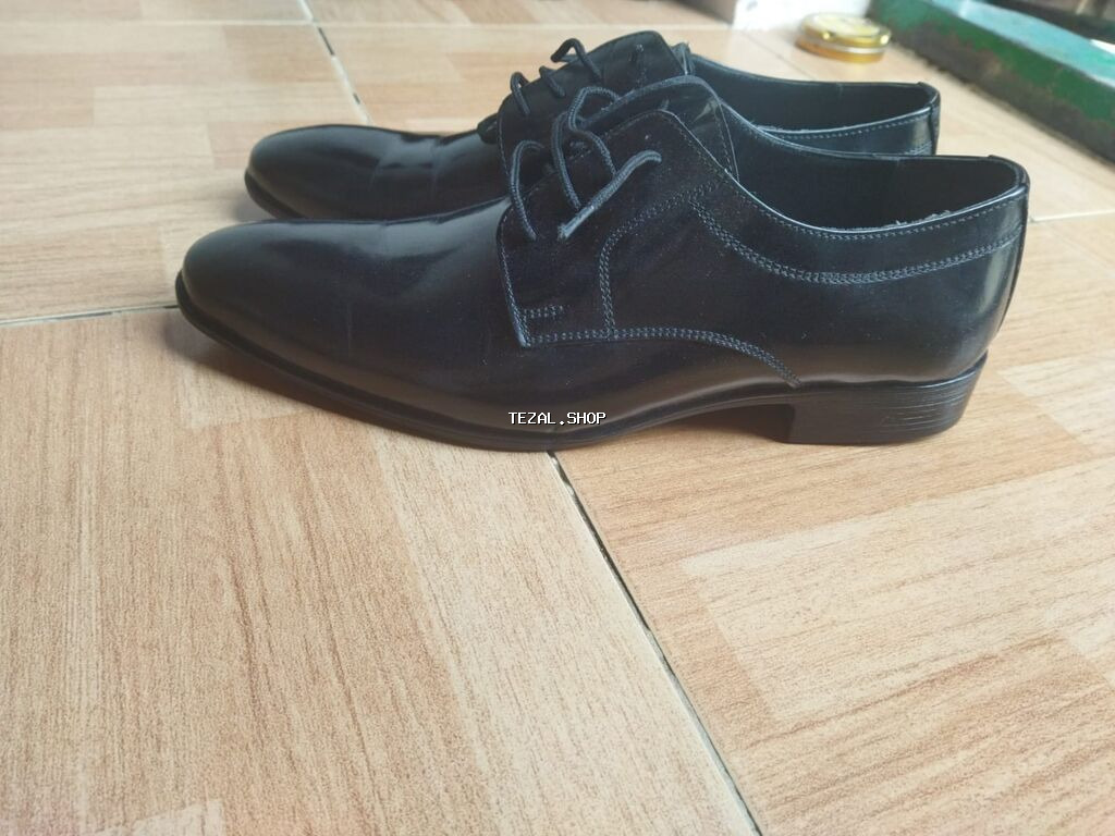 Ayaqqabı tam orginaldı dəyərindən ucuz satılır: Səbəb ölçüsü balacadı - şəkil 3