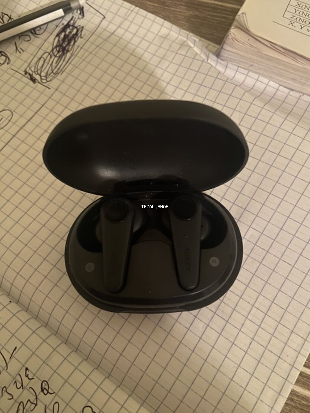 Aukey bt qulacıq əla veziyyetdə 2-3 aydı alınıb az işlenim (çatırılma