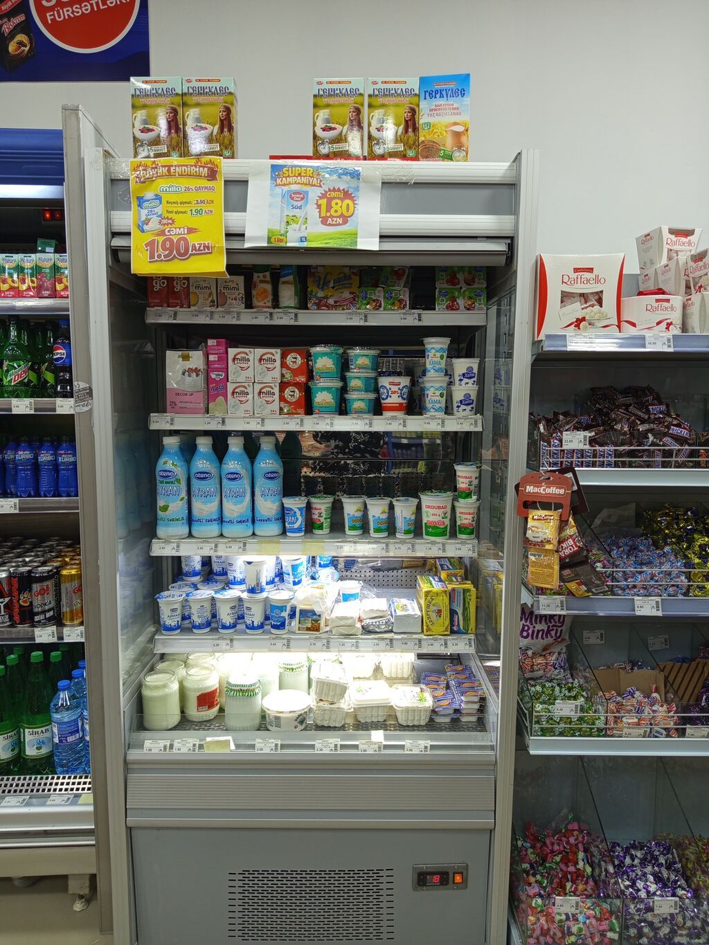 Sudluk soyuducu 900 Azn. 0 fazadir. Olchu 1m. Hundurluk 2m. Unvan